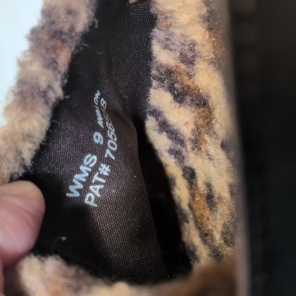 DV Dolce Vita Leopard Print Faux Fur Slingback Clogs Size 9, NWOT - Picture 5 of 6